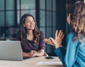 HOW TO KEEP CANDIDATES ENGAGED IN THE RECRUITMENT PROCESS