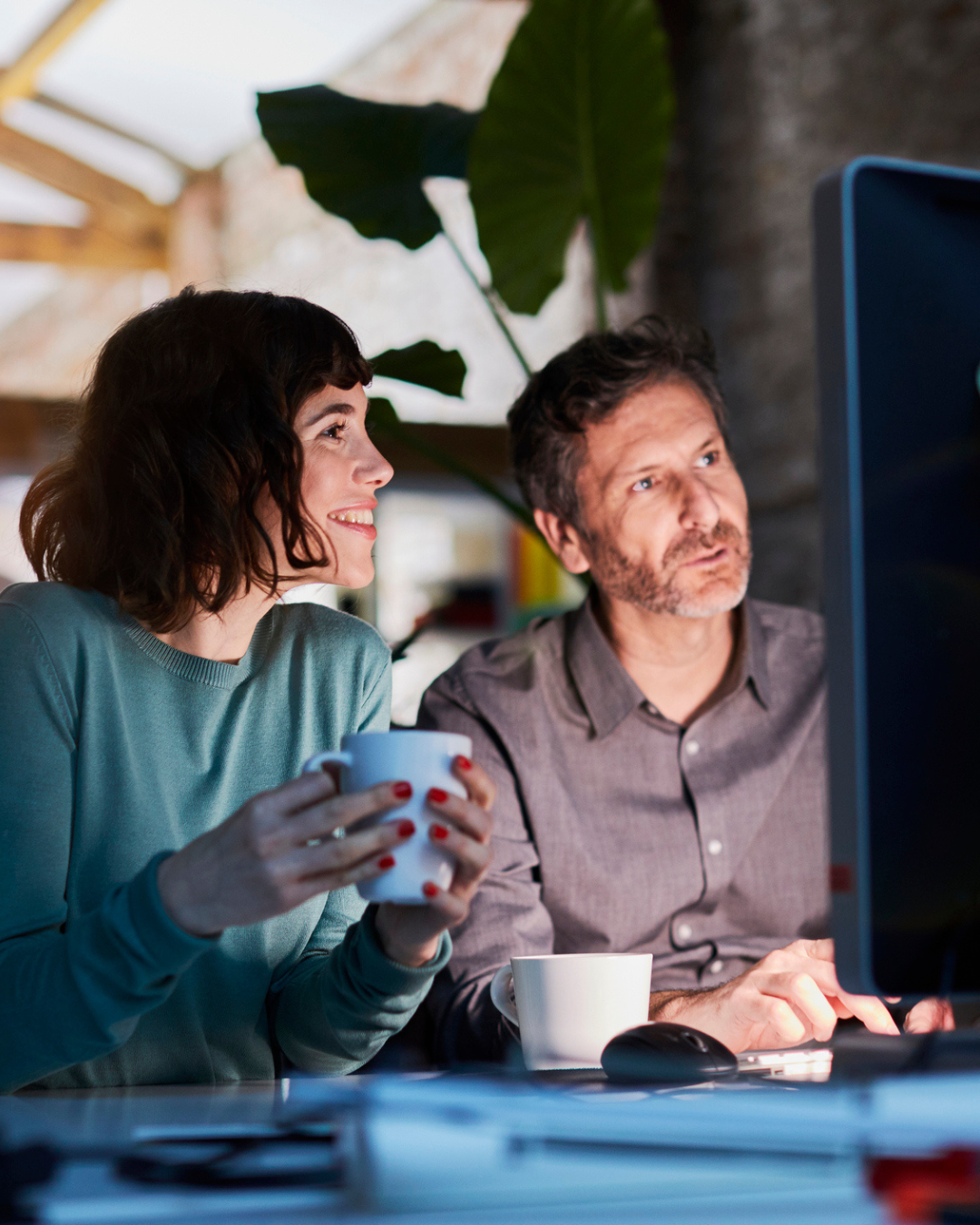 header head of digital mobile